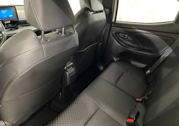 Toyota Yaris cena 109900 przebieg: 6171, rok produkcji 2023 z Skaryszew małe 154